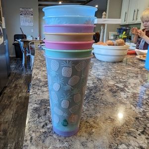 Tfal Plastic Cups with Lids and Straws